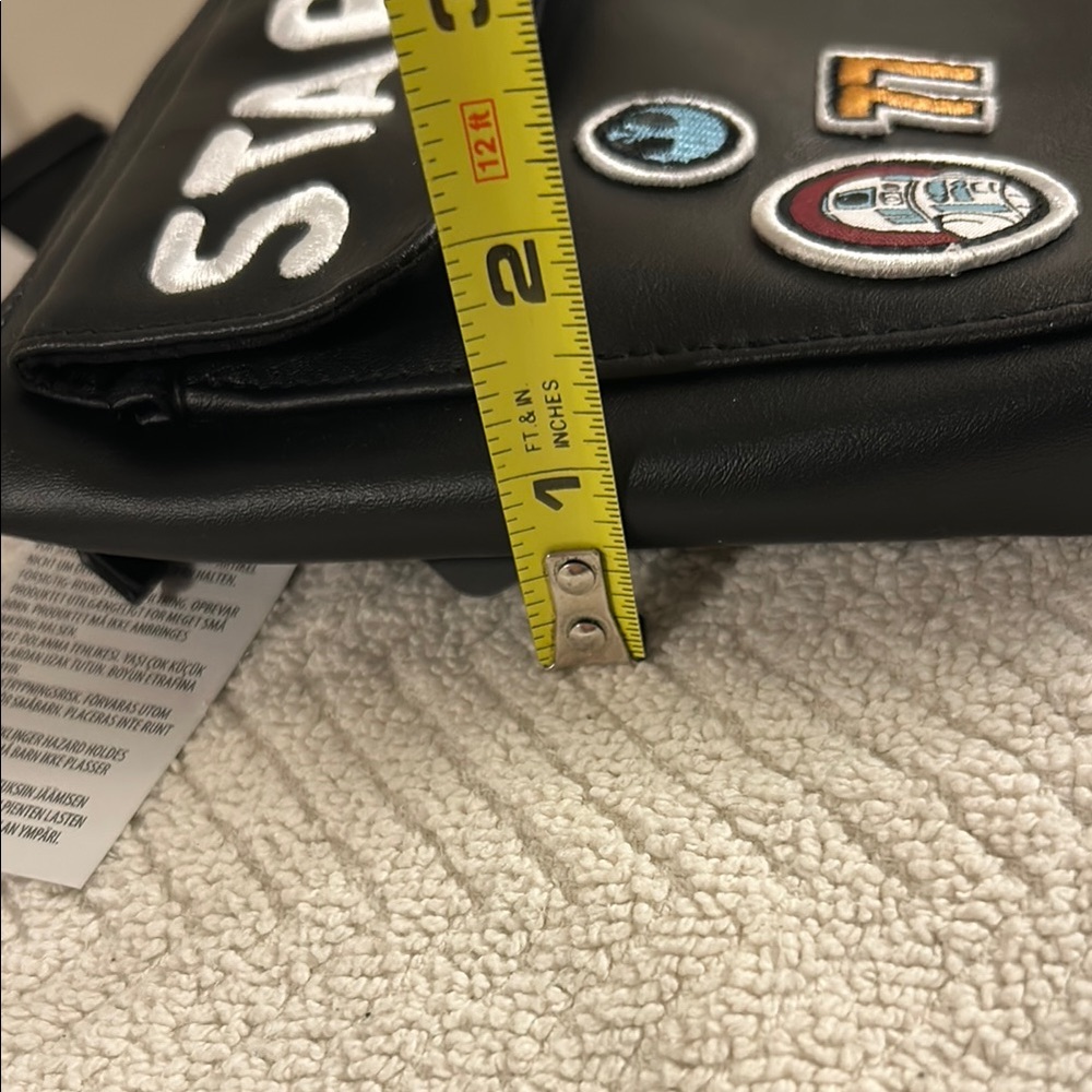 Disney Star Wars Black Belt Bag Iconic Patches Front Pocket Large Interior - Picture 13 of 13